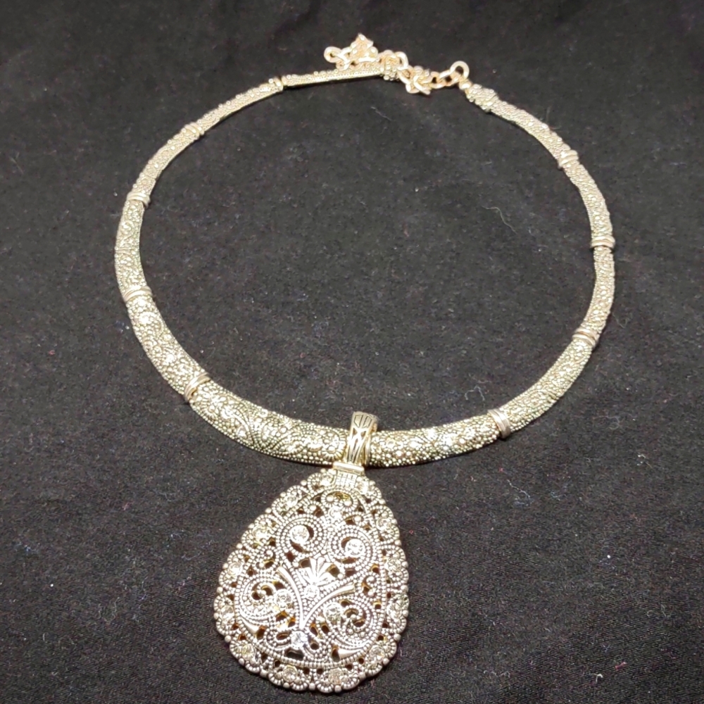 Premier Designs Delicate necklace